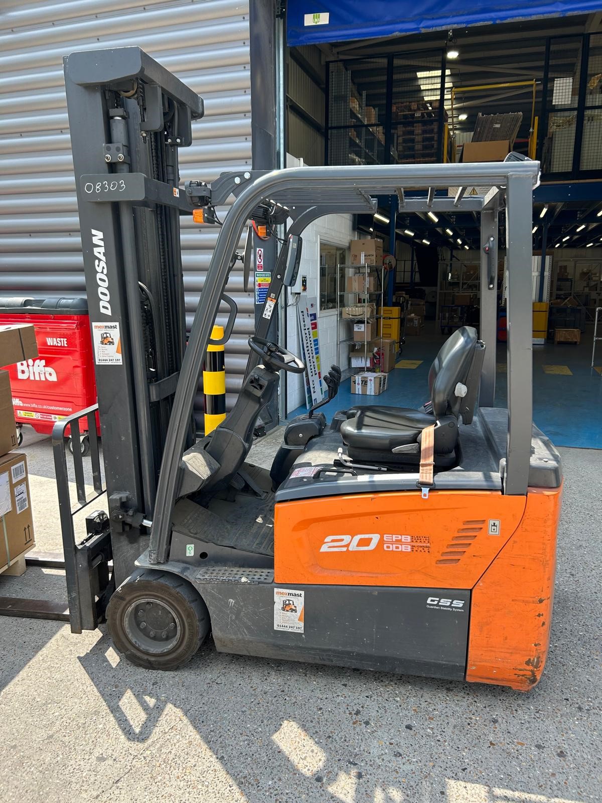 08303 Used Doosan B20T-7 3-wheeler - Mexmast